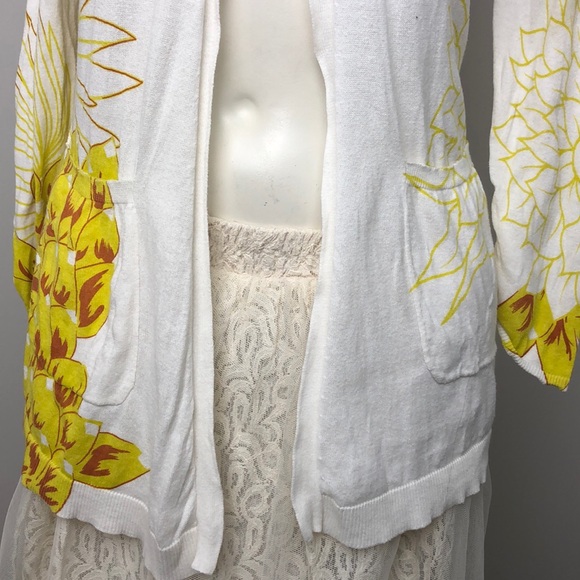 Anthropologie Sparrow White Yellow Floral Print Lightweight Cardigan Size S - Picture 3 of 13